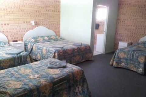 Tiaro Motor Inn - Tourism Guide 6