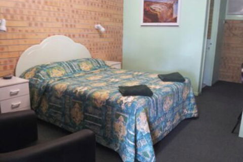 Tiaro Motor Inn - Tourism Guide 4