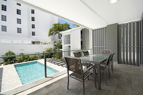 Jacaranda Noosa - Tourism Guide 3