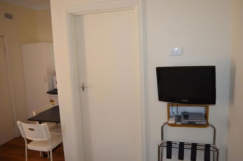 Kadina Village Motel - Tourism Guide 6