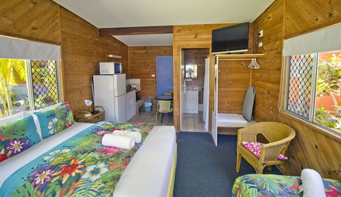 Bargara Gardens Motel & Holiday Villas - Travel Search 5