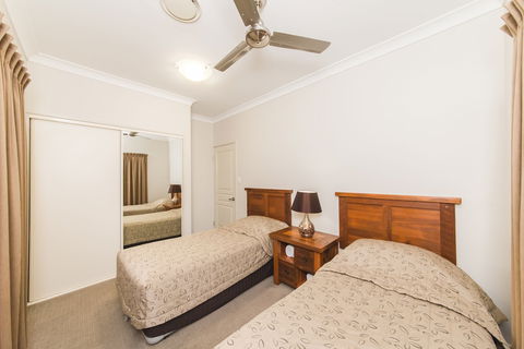 Apartments On Palmer - Travel Agents 5