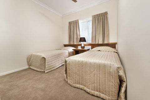Apartments On Palmer - Travel Agents 6