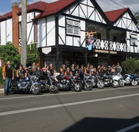 Jamberoo Pub  Saleyard Motel - Travel Agents