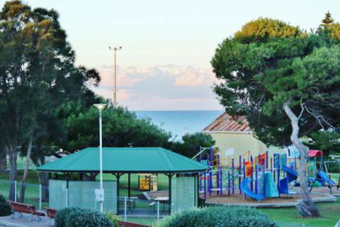 Pier Number 10 - Tourism Guide 2