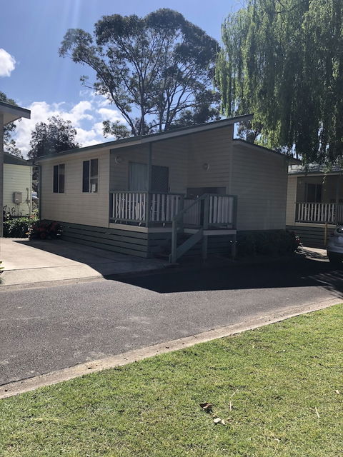 Pleasurelea Tourist Resort And Caravan Park - Tourism Guide 0