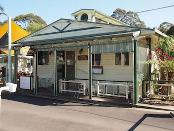 Pleasurelea Tourist Resort And Caravan Park - Tourism Guide 3