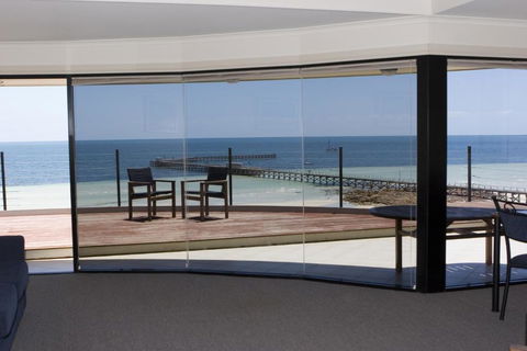 Cliff House Beachfront Villas - Travel Search 5
