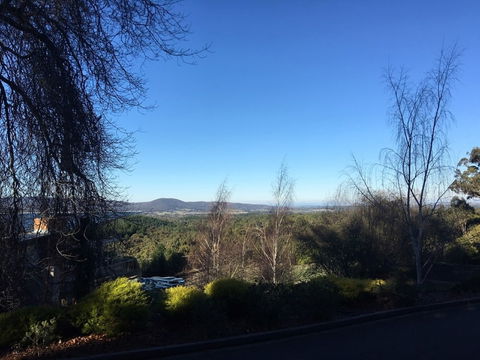 Macedon Ranges Hotel & Spa - Tourism Guide 4