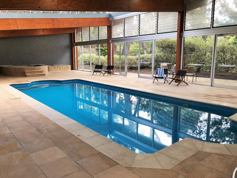 Macedon Ranges Hotel & Spa - Tourism Guide 0
