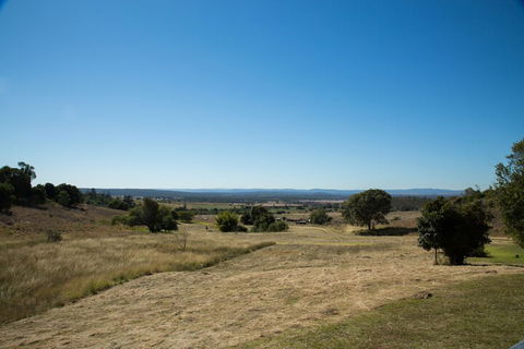 Deshons Retreat - Tourism Guide 4