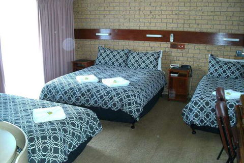 Colac Mid City Motor Inn - Travel Agents 6