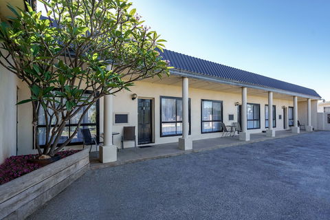 Kerang Valley Resort - Travel Agents 1