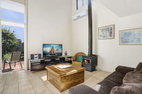 Terrace Lofts Apartments - Travel Agents 6