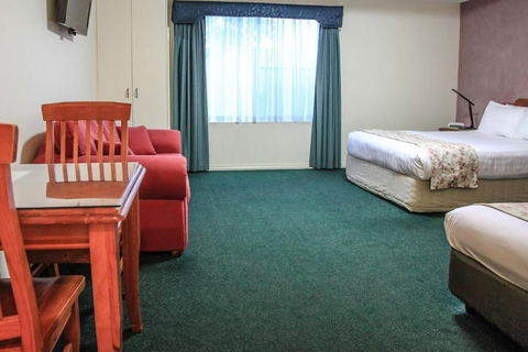 Maynestay Motel - Tourism Guide 3