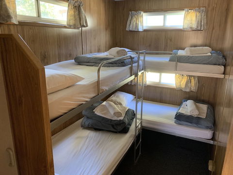 Koonwarra Holiday Park - Cruises Travel 2