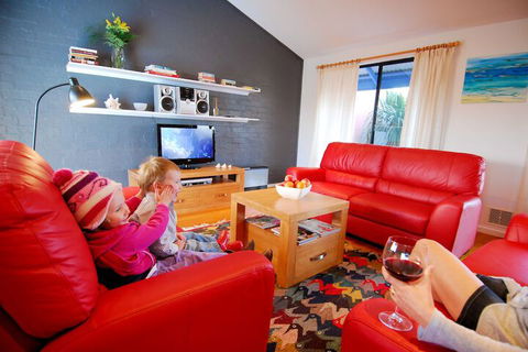 Esperance Island View Apartments - Tourism Guide 2