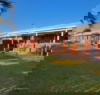 Morayfield Tavern  Motel
