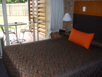 Sundowner Hotel Motel - Travel Search 2