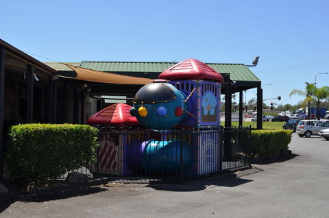 Sundowner Hotel Motel - Travel Search 5