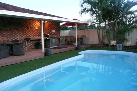 Rosebourne Gardens Motel - Travel Search 1