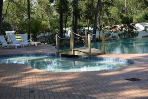 Island View Beach Resort - Tourism Guide 0