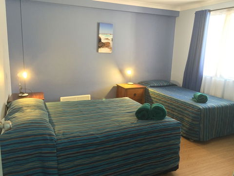 Driftwood Apartments - Travel Agents 1