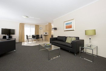 Accommodate Canberra - Kingston Court - Travel Search 0