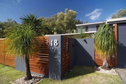 Bramston On The Beach - Travel Search 1