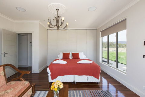 Aurora Manor Rooms - Travel Search 6