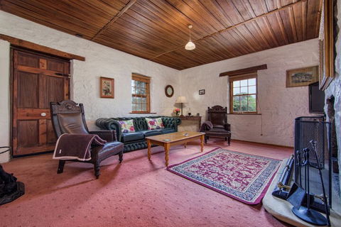 Wagners Cottages - Tourism Guide 4