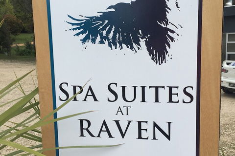 Spa Suites At Raven - Cruises Travel 1
