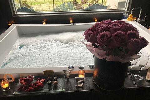 Spa Suites At Raven - Cruises Travel 4