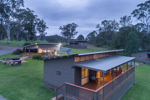 Barrington Riverside Cottages - Tourism Guide 6