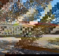 Barooga Golf View Motel - Tourism Guide