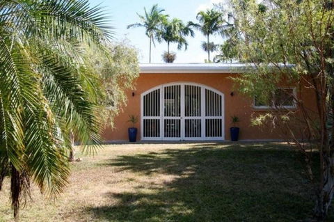 Jambala Beach House - Tourism Guide 5