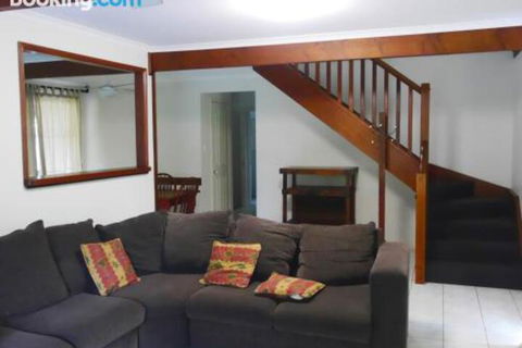 Wyndham Lodge - Travel Agents 5