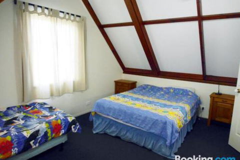 Wyndham Lodge - Travel Agents 7