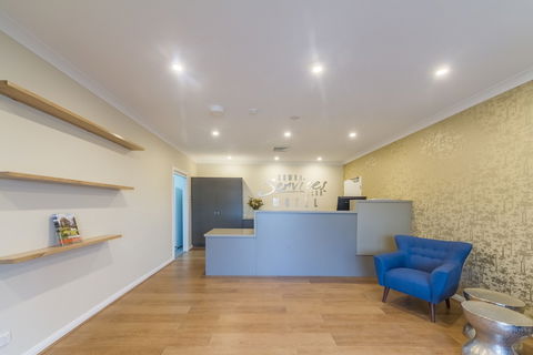 Cowra Services Club Motel - Tourism Guide 0