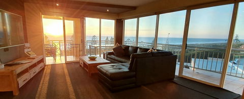 Ocean View - Breath Taking Views - Tourism Guide 3