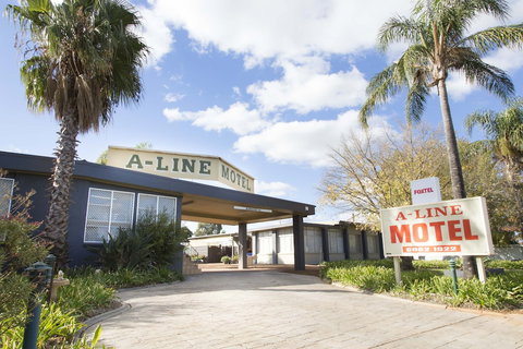 A-line Motel - Tourism Guide 0