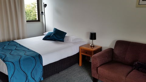 Motel In Nambour - Travel Search 1