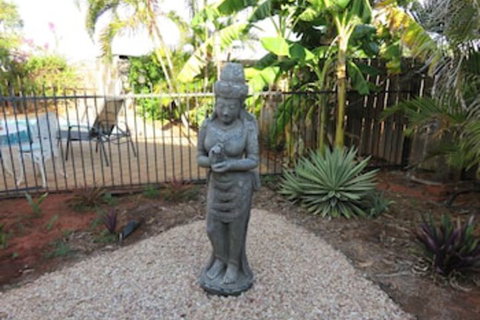 Ochre Moon B&B - Travel Agents 1