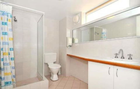 Mandurah Motel And Apartments - Cruises Travel 5