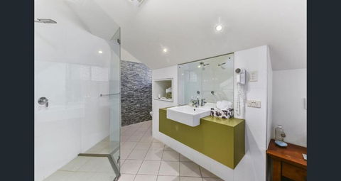 Merlot Verdelho Townhouses - Travel Agents 1
