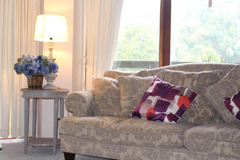 Risehill House - Travel Search 4