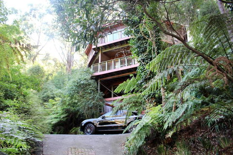 Risehill House - Travel Search 3