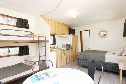 Moonta Bay Accommodation - Travel Search 5