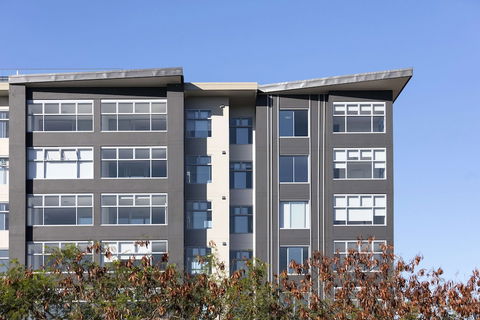 Oaks Brisbane Woolloongabba Suites - Travel Agents 1