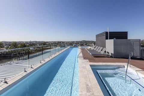 Oaks Brisbane Woolloongabba Suites - Travel Agents 4